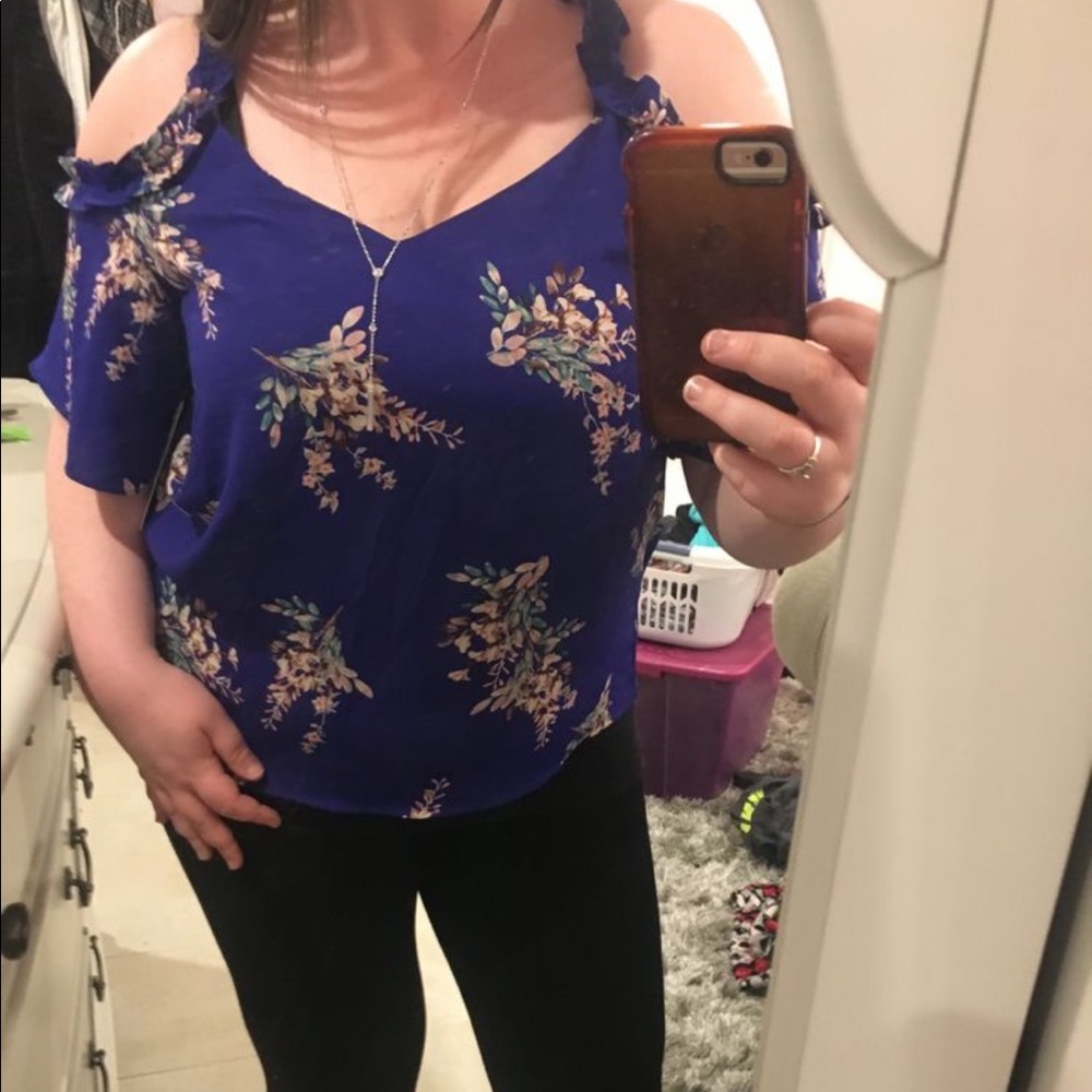 NWOT Collective Concepts Collette Cold Shoulder - Picture 3 of 3